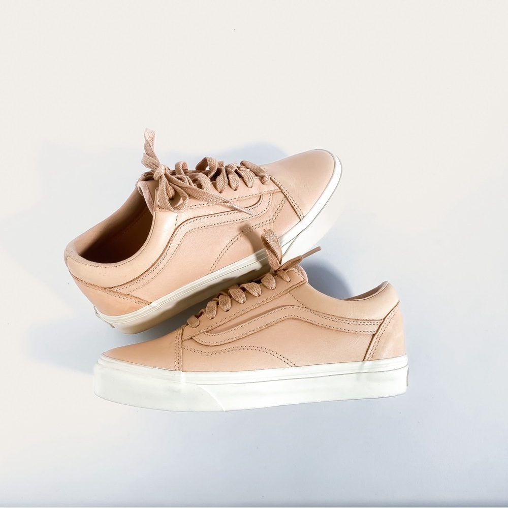 Vans Women's Tan leather Sneakers